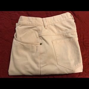 Liz Claiborne cream colored jeans size 14